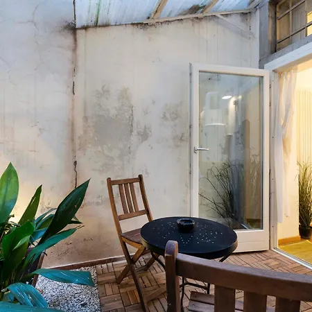 True Apartment